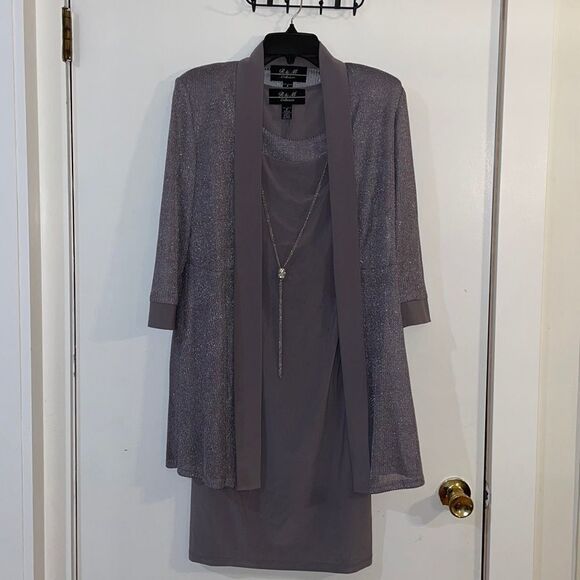 R&M Richards Dresses & Skirts - New with Tags R&M Collection Sparkling Silver& Gray Two piece- dress Women’s 6
